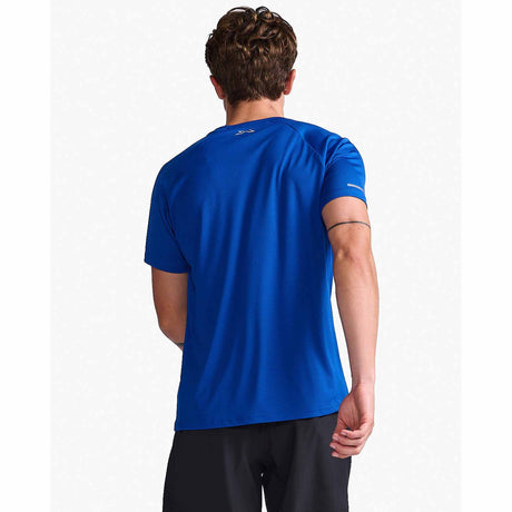 2XU Aero Tee t-shirt de course à pied pour homme - Surf the web