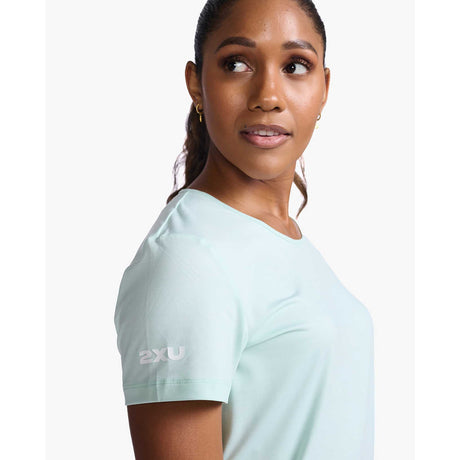 2XU Motion Tee t-shirt de course à pied femme details - glacier / blanc