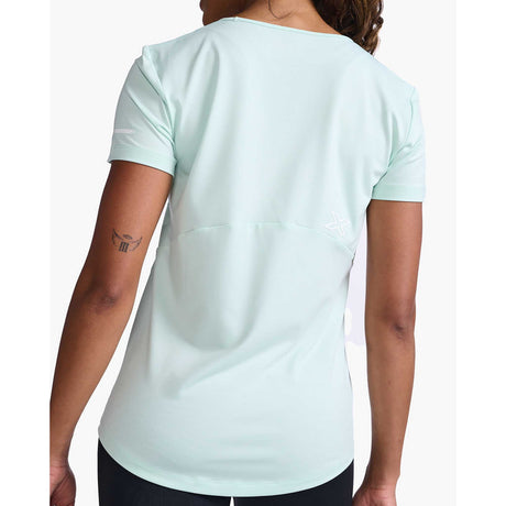 2XU Motion Tee t-shirt de course à pied femme dos- glacier / blanc