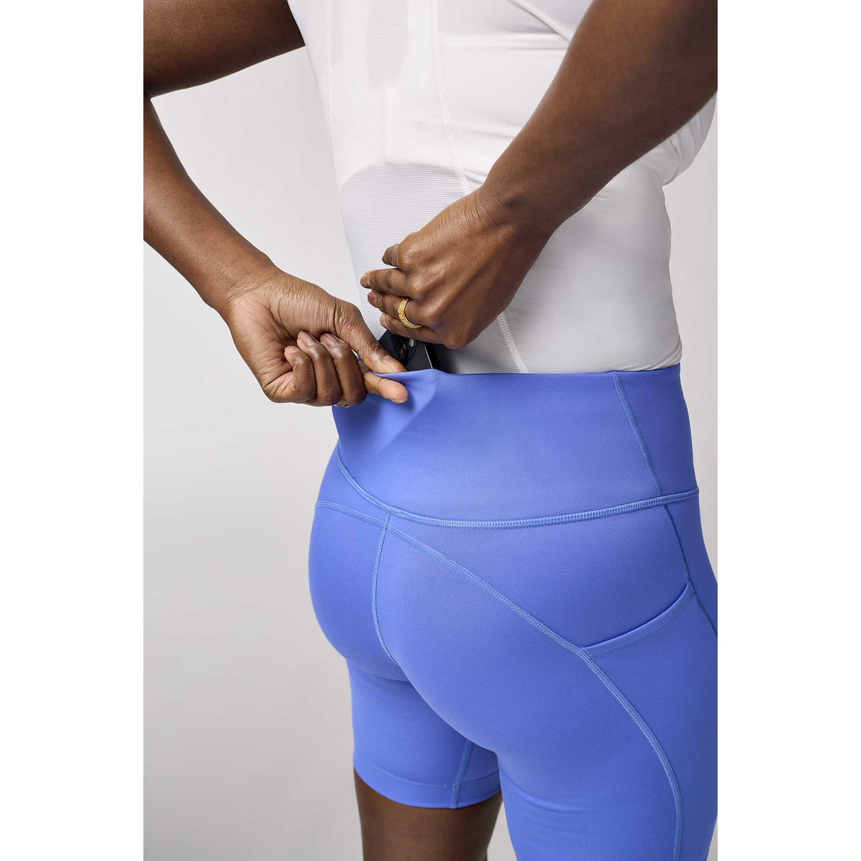 Brooks Spark 8 po short cuissard de course à pied femme dos - Bluebell