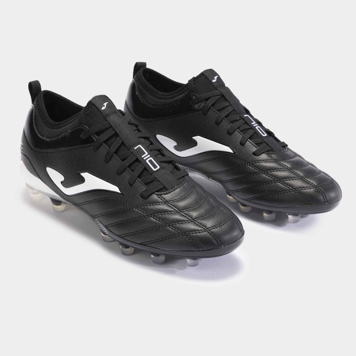 Joma Numero 10 FG Soccer Cleats - Black / White