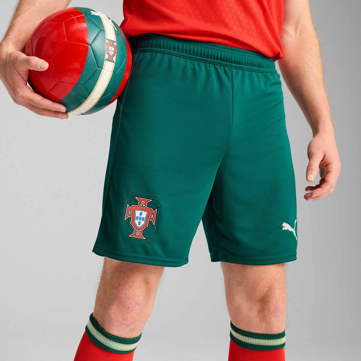 Puma Portugal FPF 2025 Shorts - Blessing Green / Sugared Almond