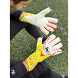 RG Goalkeeper gloves Zima gants de gardien de but de soccer live 2 - Jaune / Rouge