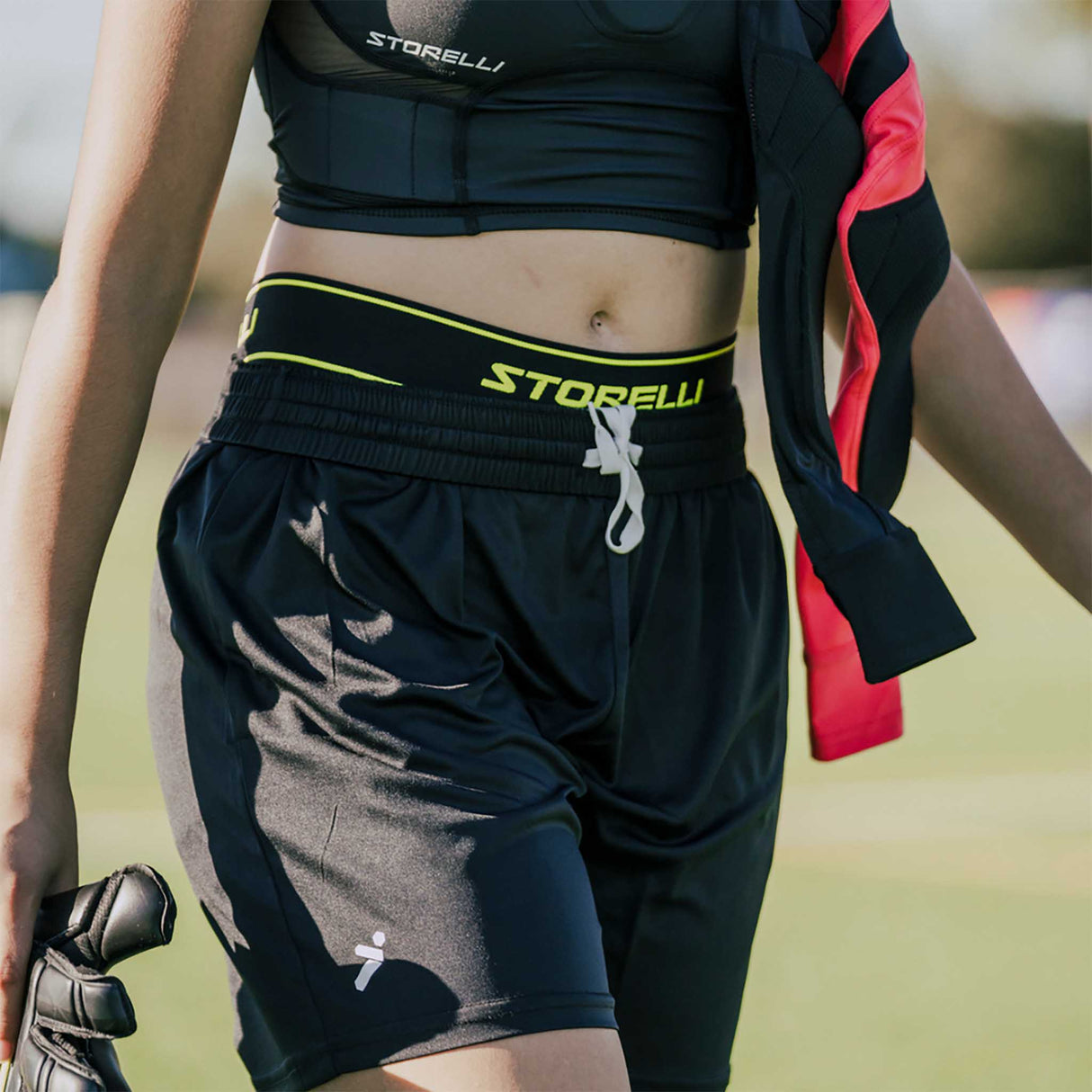 Storelli BodyShield Impact Sliders cuissards de protection pour joueuses de soccer - live 3