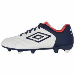 Umbro youth hot sale soccer cleats