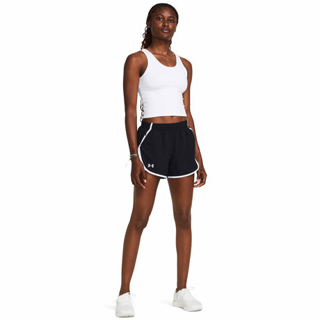 UA Fly-By short 8 cm (3 po) pour femme - Noir / Blanc