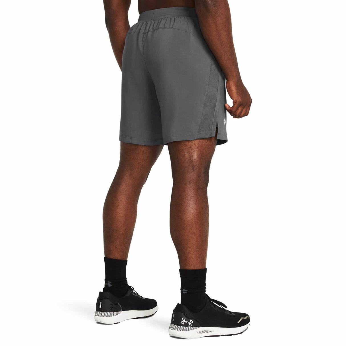 Under Armour Launch shorts homme 7 pouces dos - Castlerock / White / Reflective