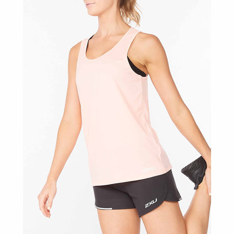 2XU Aero Singlet camisole pour femme Pop Coral angle 2