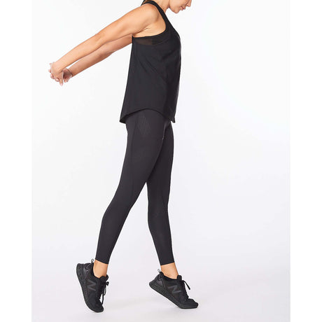 2XU Motion Mesh Tank top de course a pied noir femme lateral 2