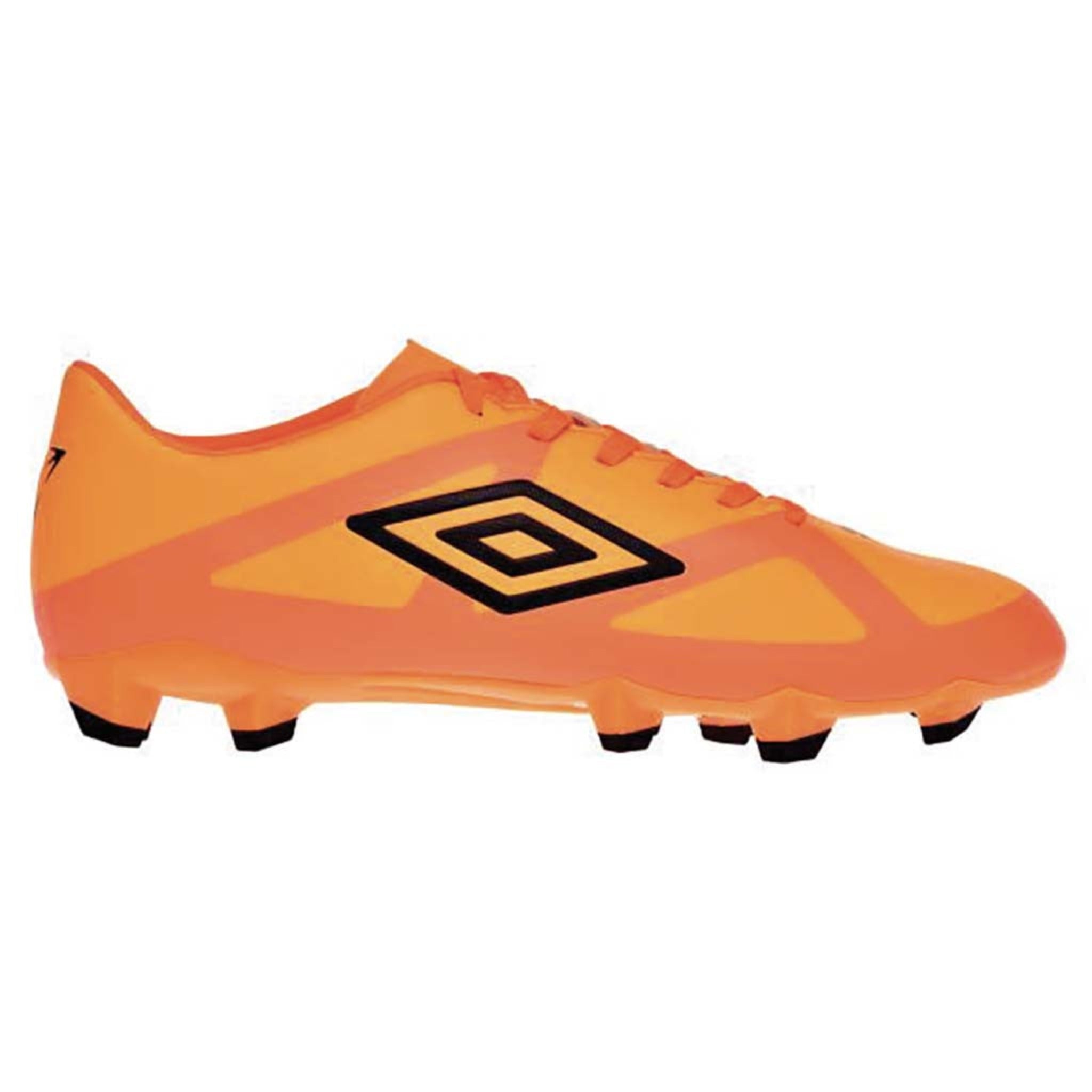 Umbro best sale soccer shoes