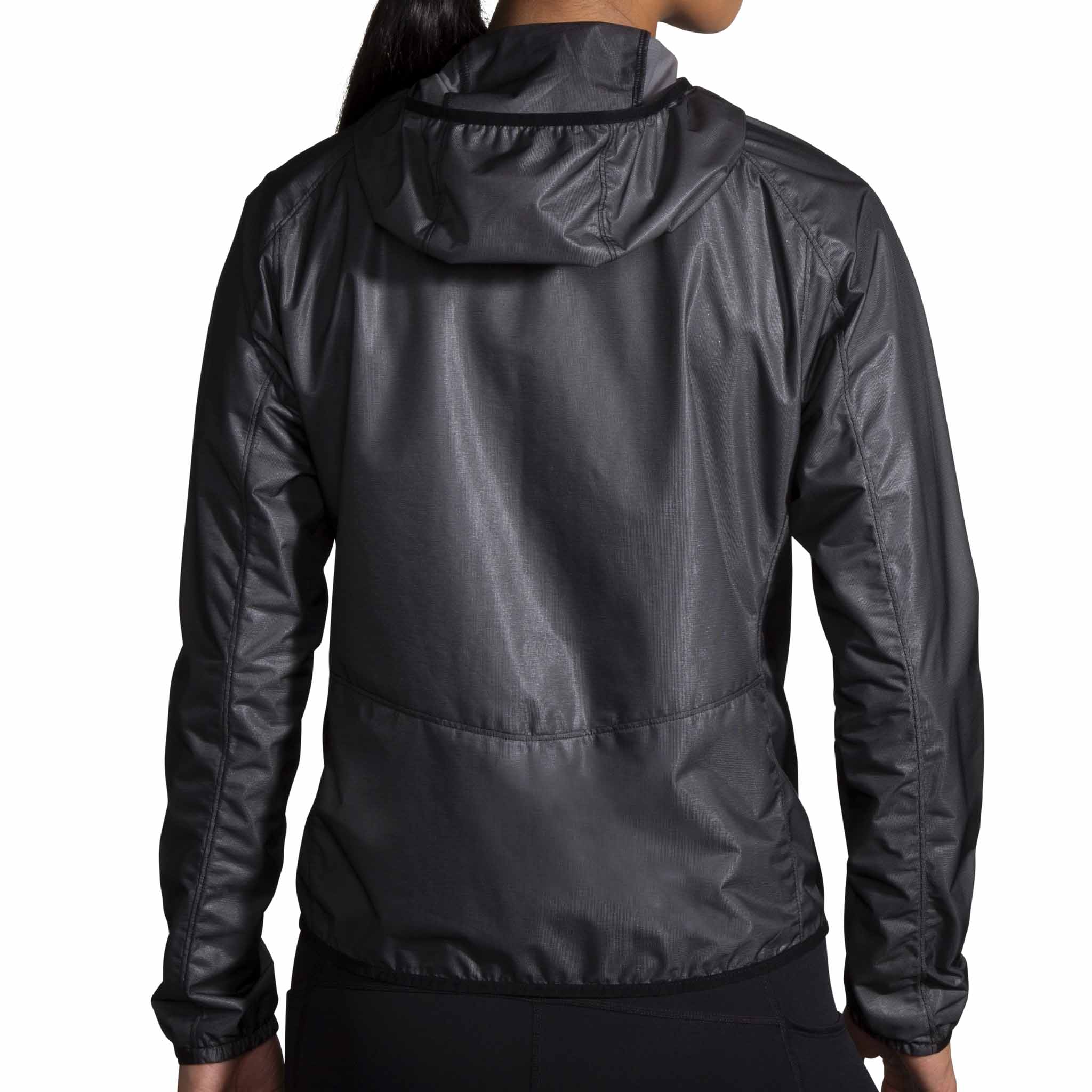 Brooks essential sale running jacket