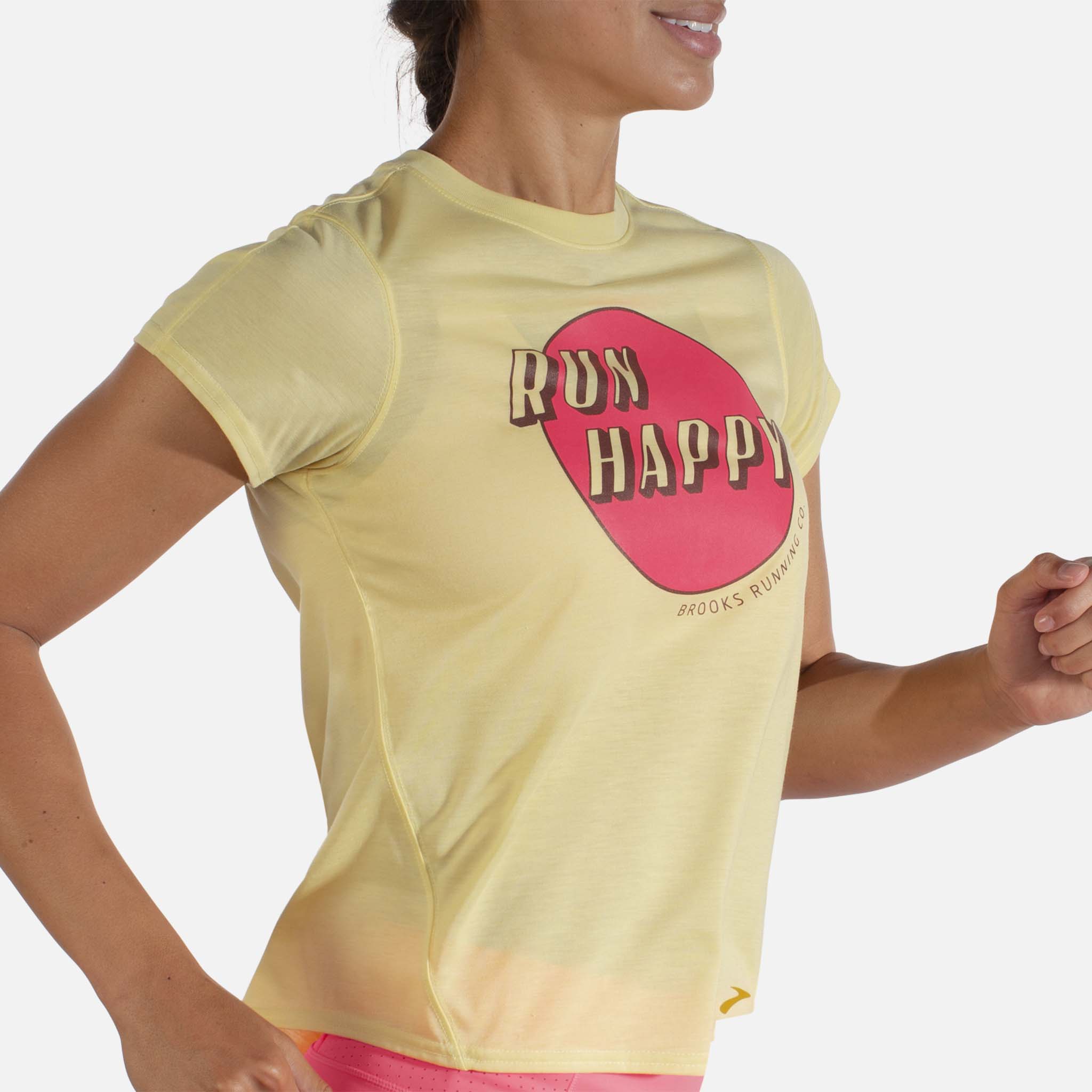 Brooks running hot sale top