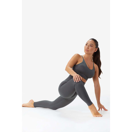 Lole soutien-gorge à soutien moyen Sweat Tech Rib Eucalyptus pose yoga 2