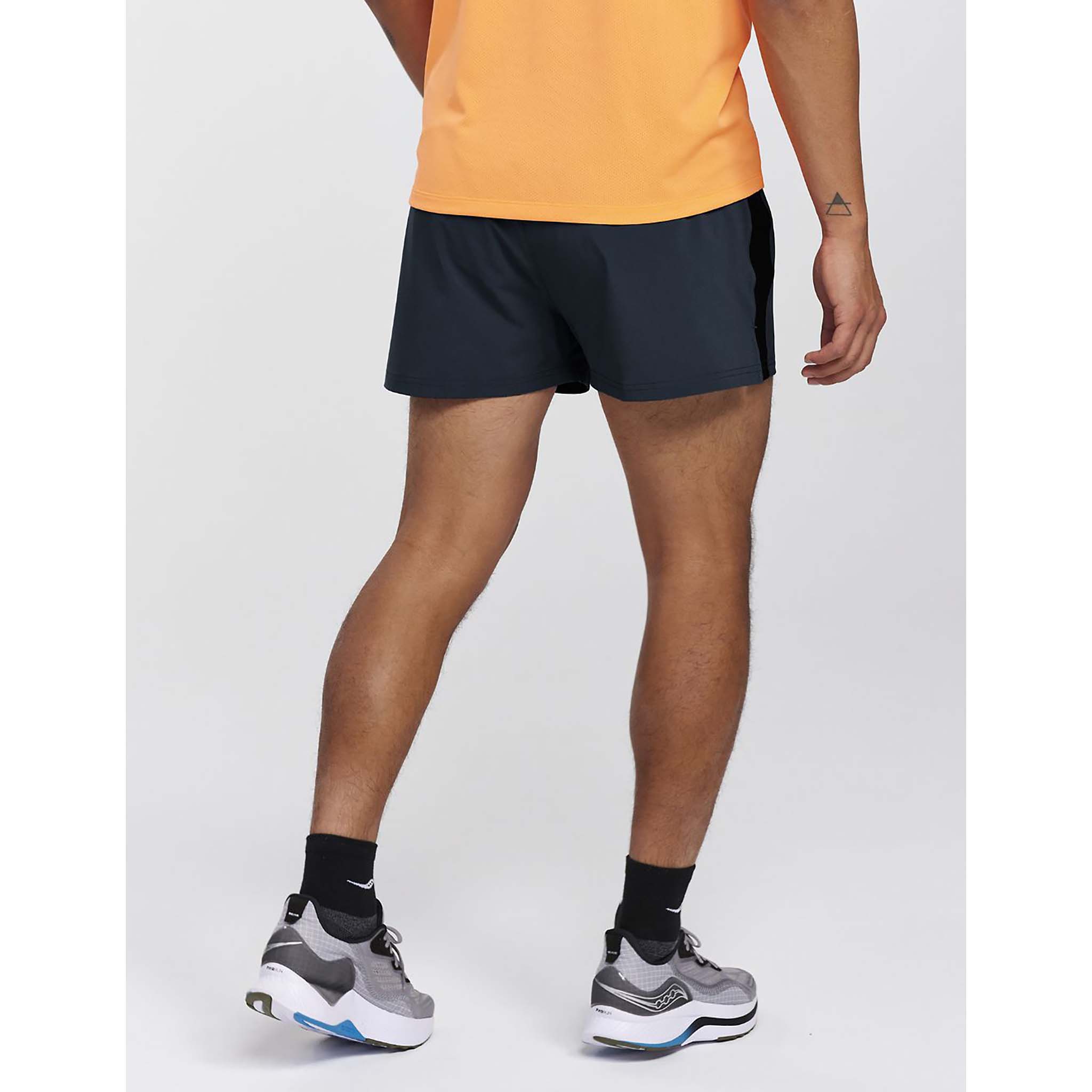 Mens saucony 2024 running shorts